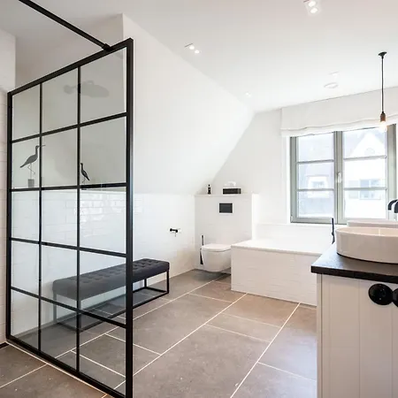 Semesterbostad Reetidyll Am Haff - Haus 2 *